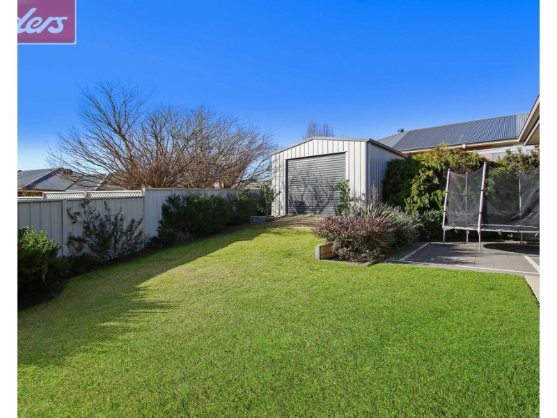 66 Newton Circuit, Thurgoona NSW 2640