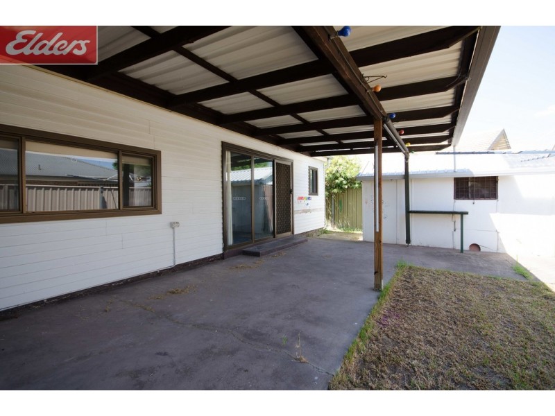 1/481 Kotthoff Street, Lavington NSW 2641