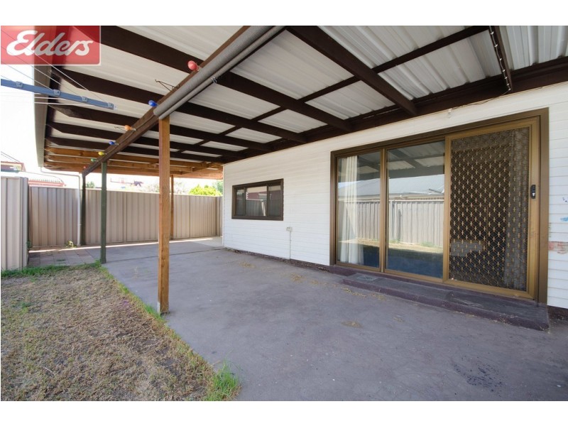 1/481 Kotthoff Street, Lavington NSW 2641