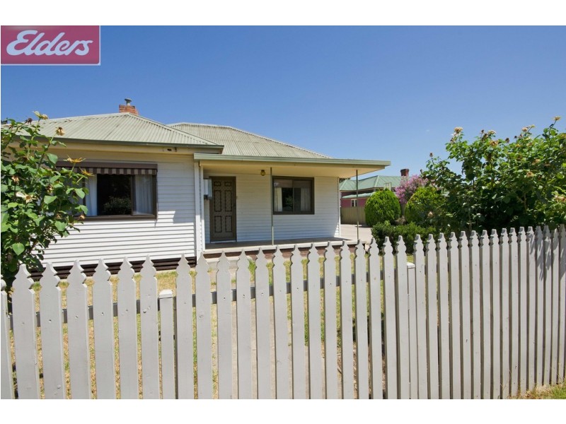 1/481 Kotthoff Street, Lavington NSW 2641