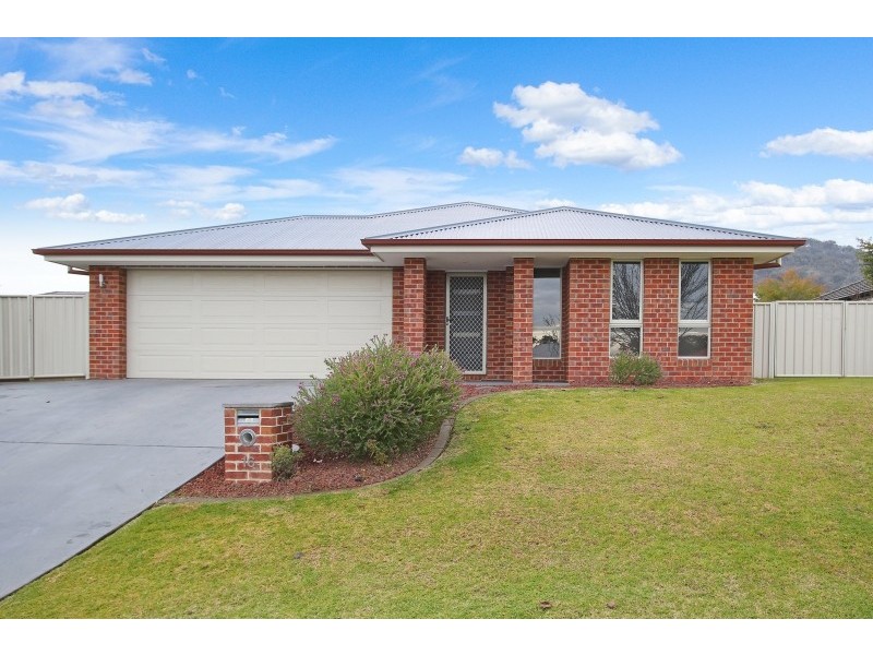16 Montclair Avenue, Wodonga VIC 3690