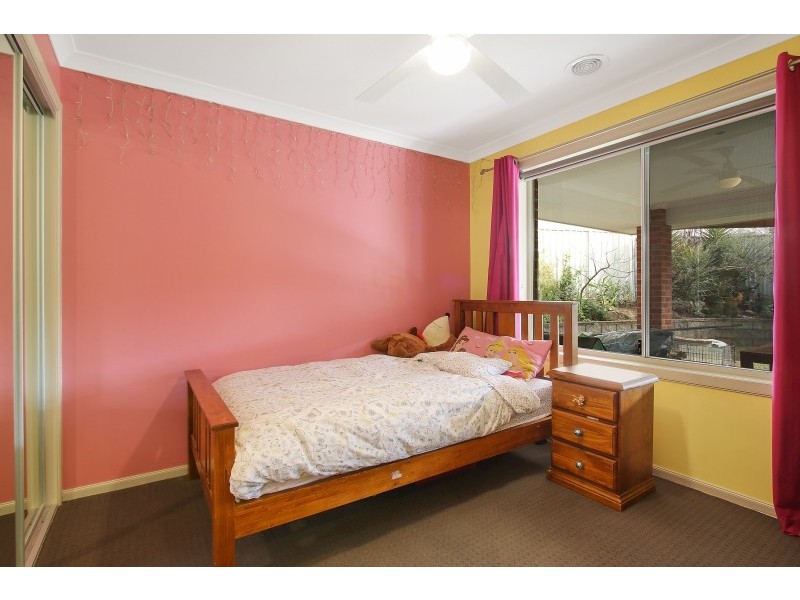 16 Montclair Avenue, Wodonga VIC 3690