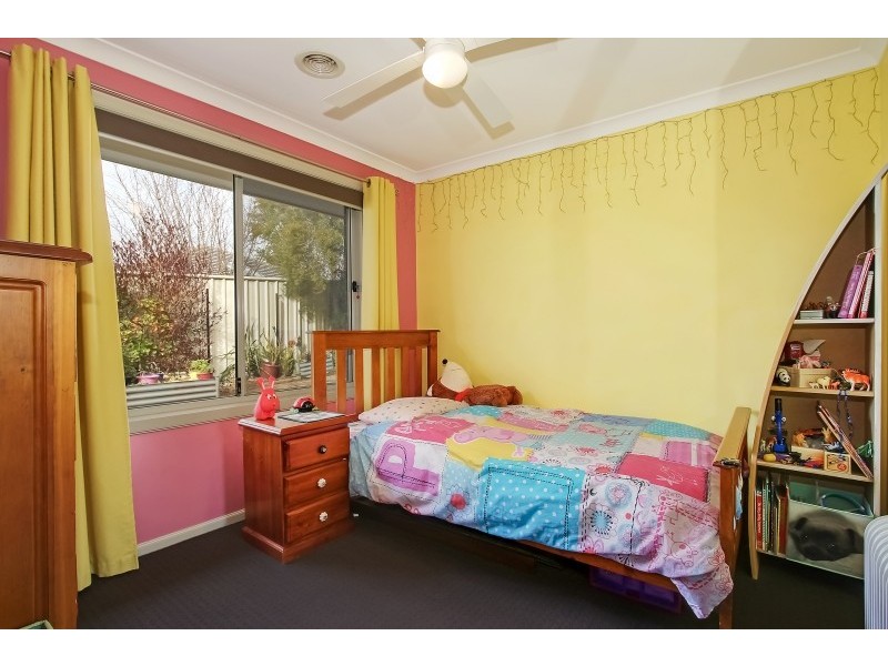 16 Montclair Avenue, Wodonga VIC 3690