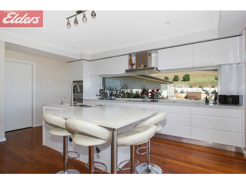 6 Kingswood Way, Wodonga VIC 3690