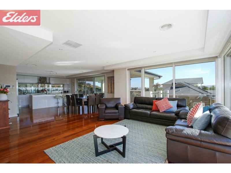 6 Kingswood Way, Wodonga VIC 3690