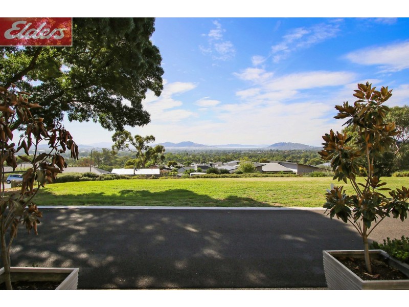 6 Kingswood Way, Wodonga VIC 3690