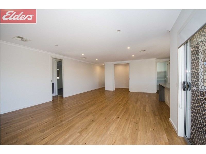 29 (Lot 2147) Cutler Crescent, Wodonga VIC 3690