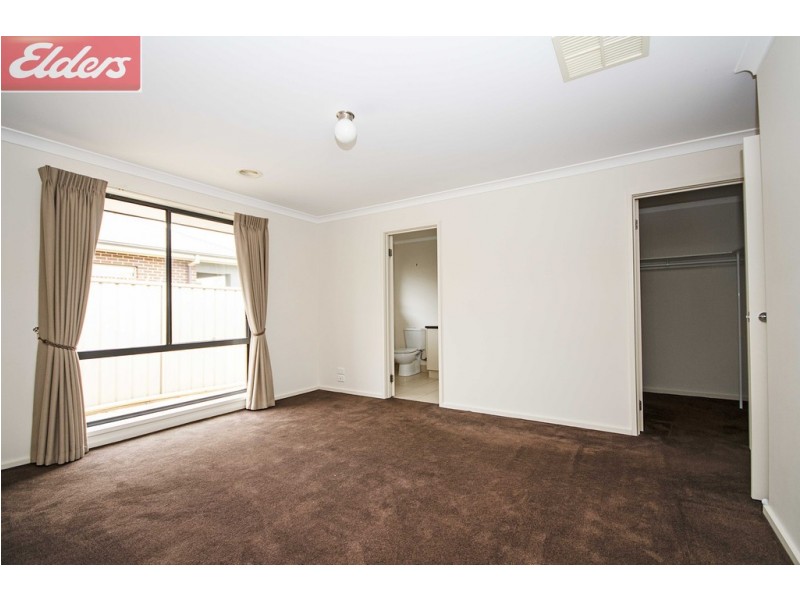 25 McSwiney Court, Wodonga VIC 3690