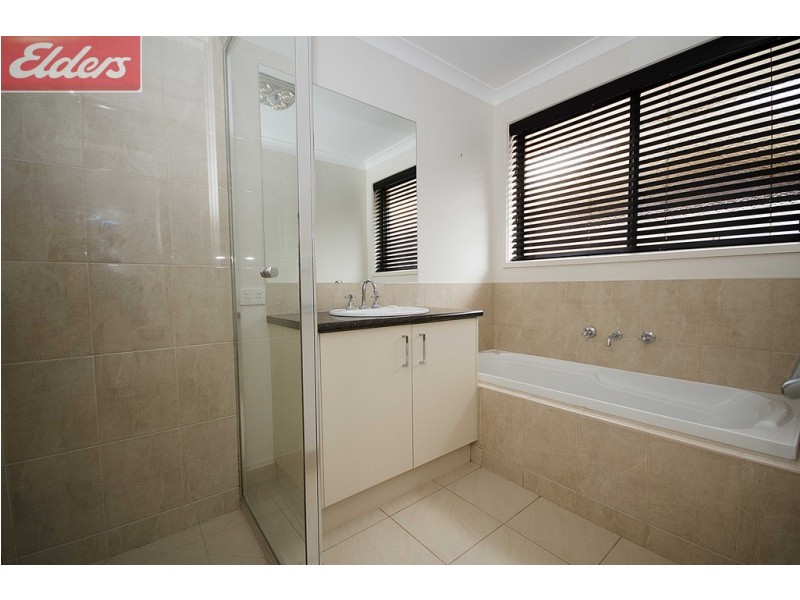 25 McSwiney Court, Wodonga VIC 3690