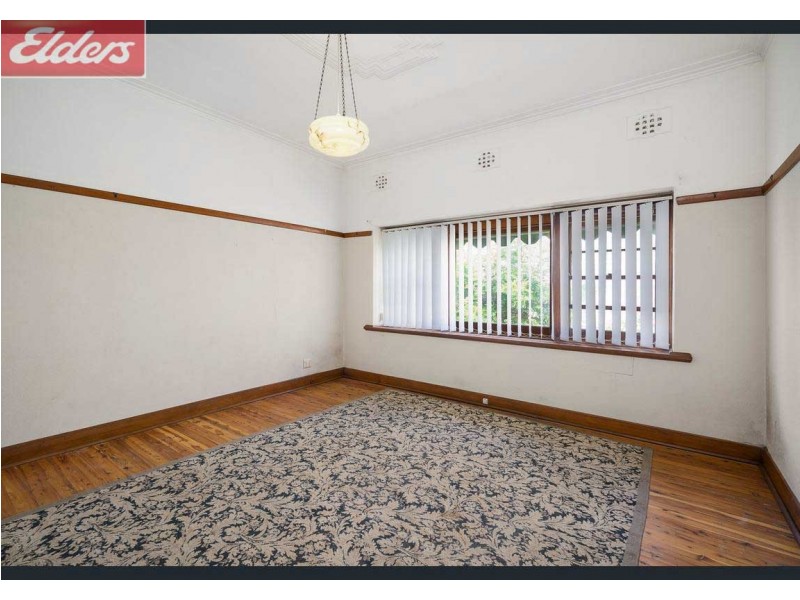 311 Urana Road, Lavington NSW 2641