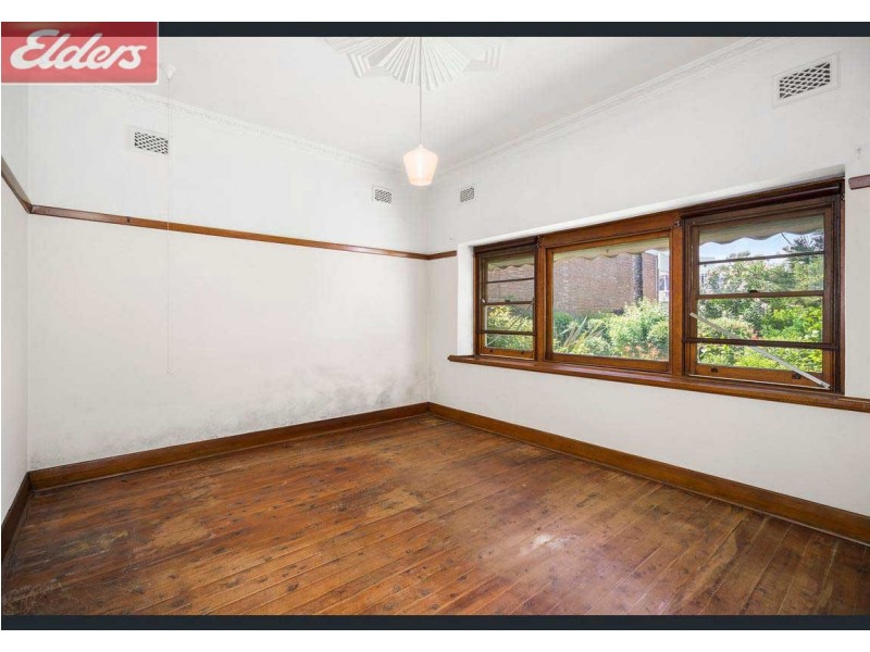 311 Urana Road, Lavington NSW 2641