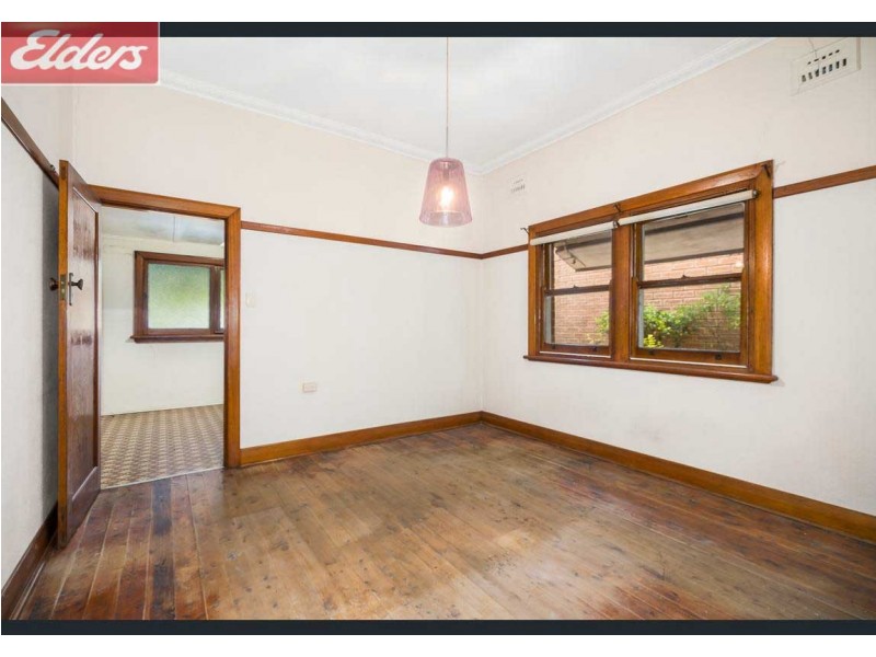 311 Urana Road, Lavington NSW 2641