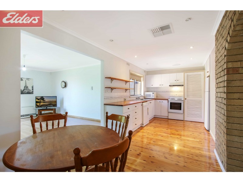 489 Barlow Street, Lavington NSW 2641