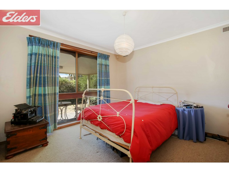 489 Barlow Street, Lavington NSW 2641