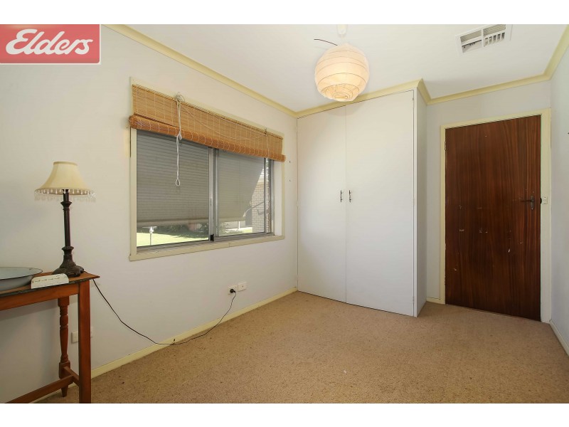 489 Barlow Street, Lavington NSW 2641