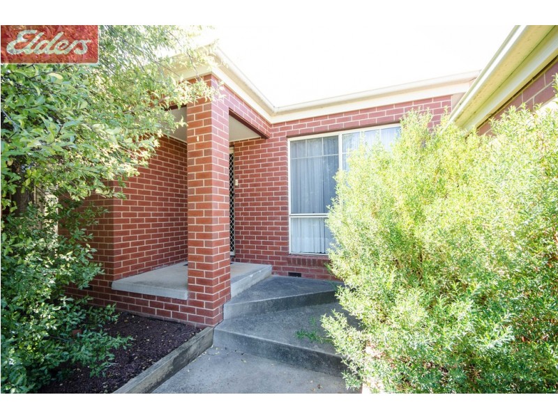 32 Kingfisher Drive, Wodonga VIC 3690