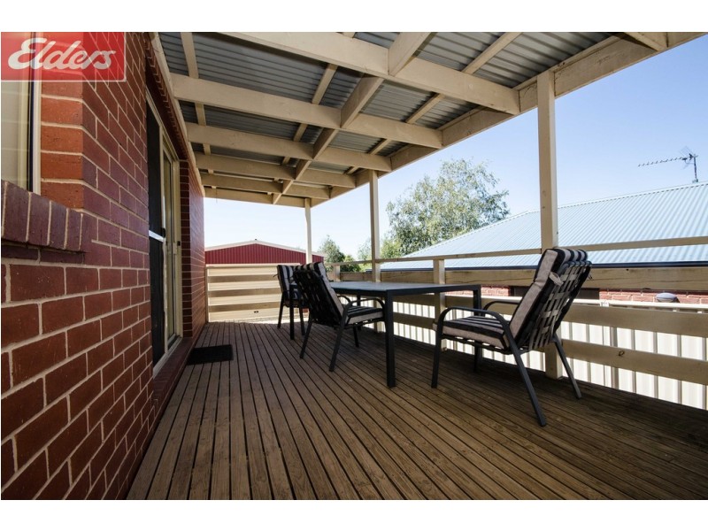 32 Kingfisher Drive, Wodonga VIC 3690
