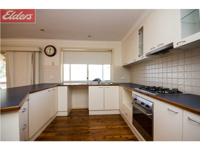 32 Kingfisher Drive, Wodonga VIC 3690