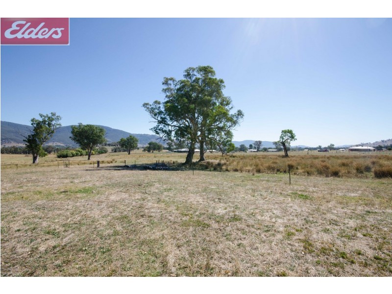 13 Beartooth Place, Tangambalanga VIC 3691