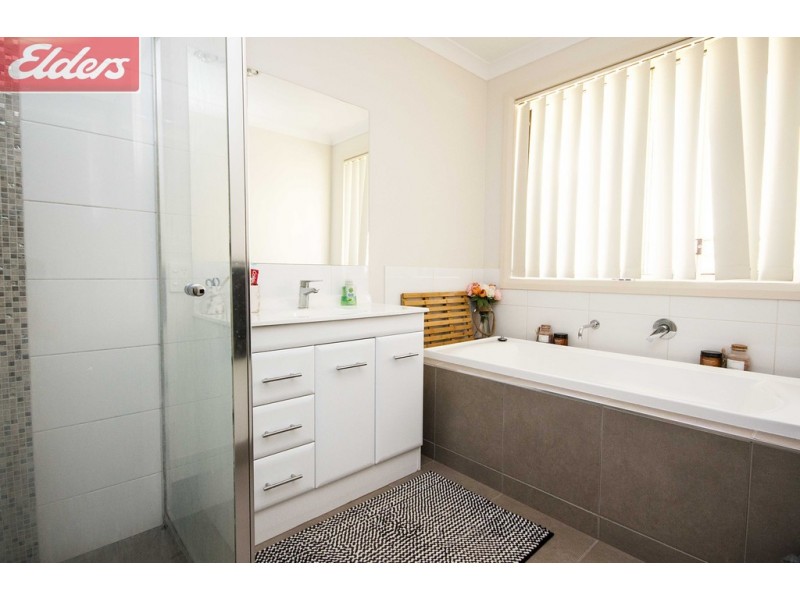 15/833 Watson Street, Glenroy NSW 2640