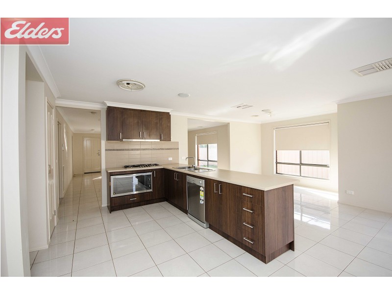 53 Victoria Cross Parade, Wodonga VIC 3690