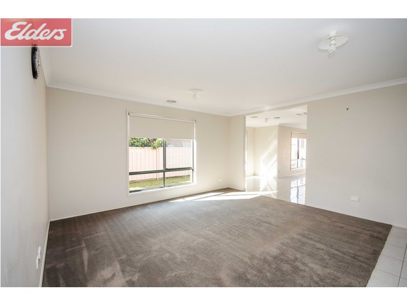 53 Victoria Cross Parade, Wodonga VIC 3690