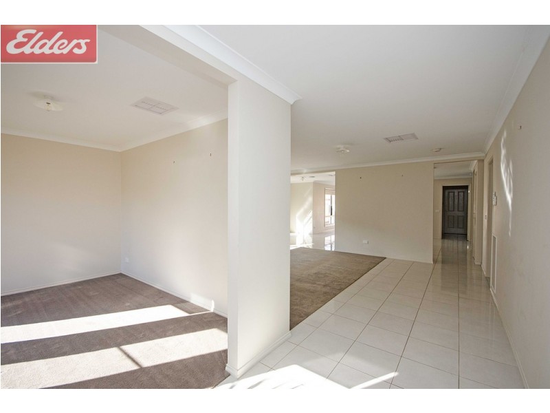 53 Victoria Cross Parade, Wodonga VIC 3690