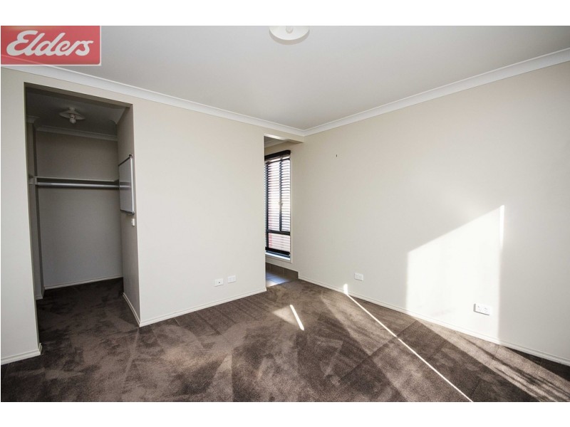 53 Victoria Cross Parade, Wodonga VIC 3690