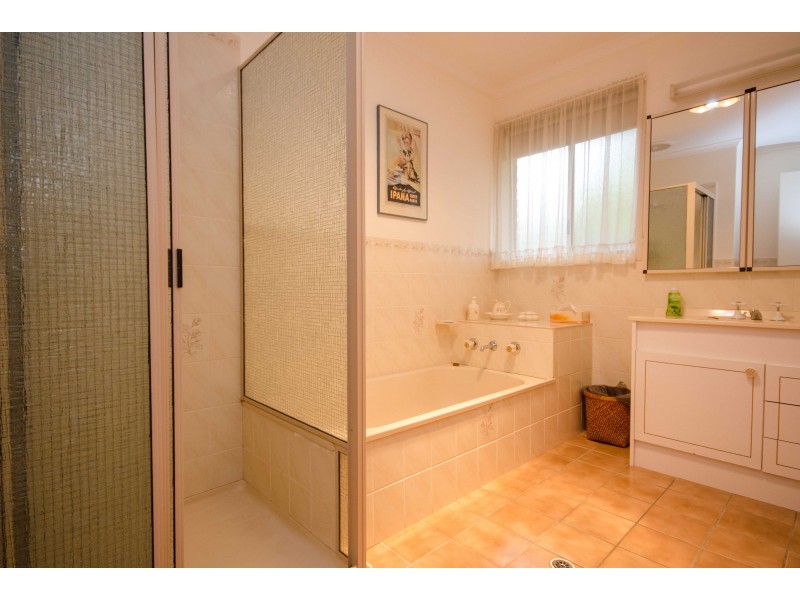 19 Stapleton Court, Wodonga VIC 3690