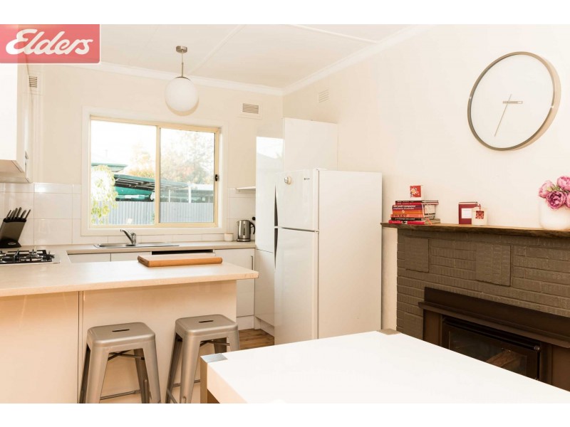 1/486 Alldis Avenue, Lavington NSW 2641