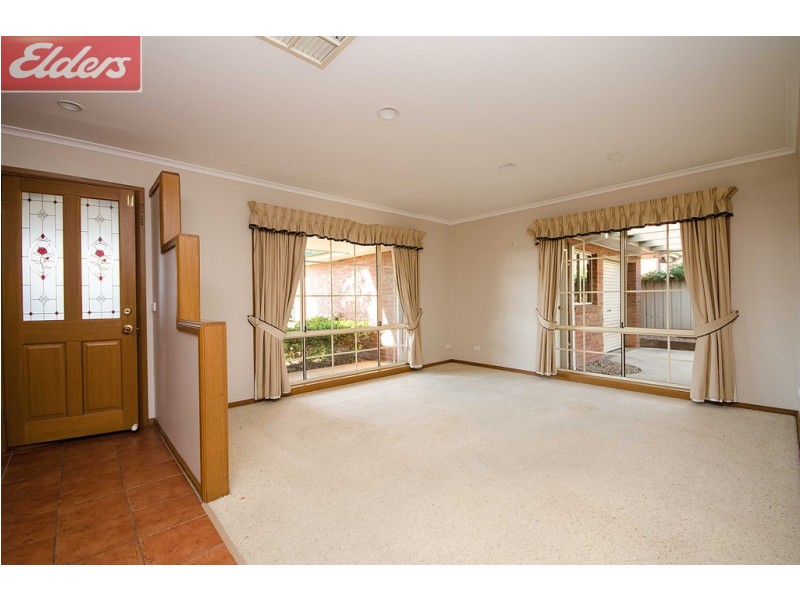 53 Kingfisher Drive, Wodonga VIC 3690