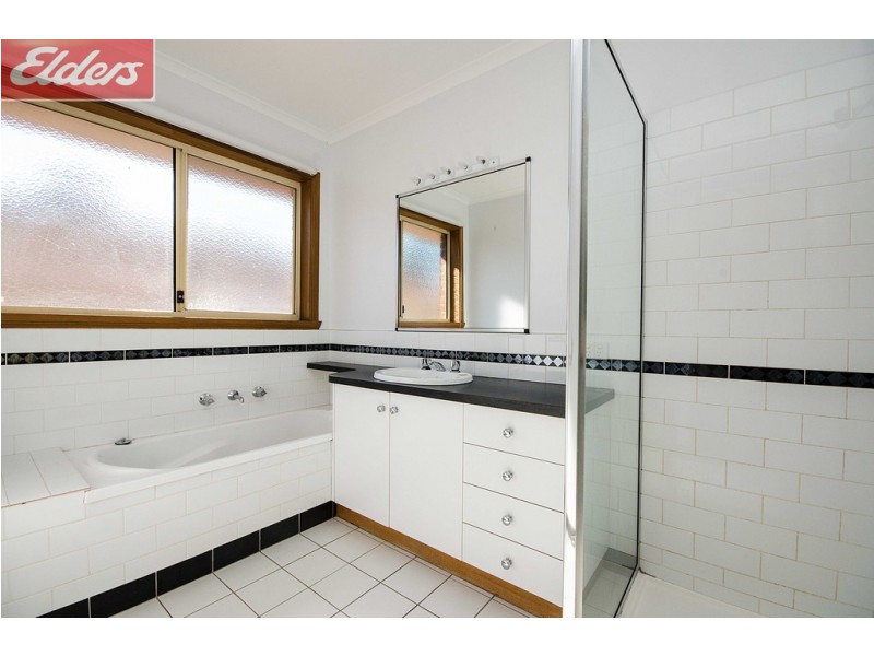 53 Kingfisher Drive, Wodonga VIC 3690