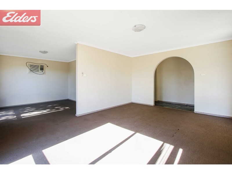 285 Clarence Street, Lavington NSW 2641