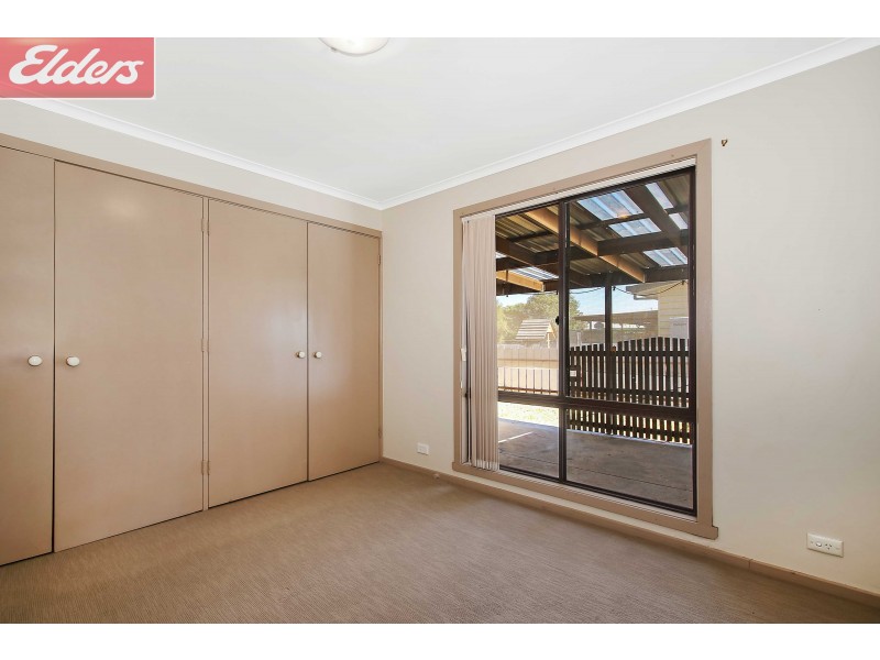 285 Clarence Street, Lavington NSW 2641