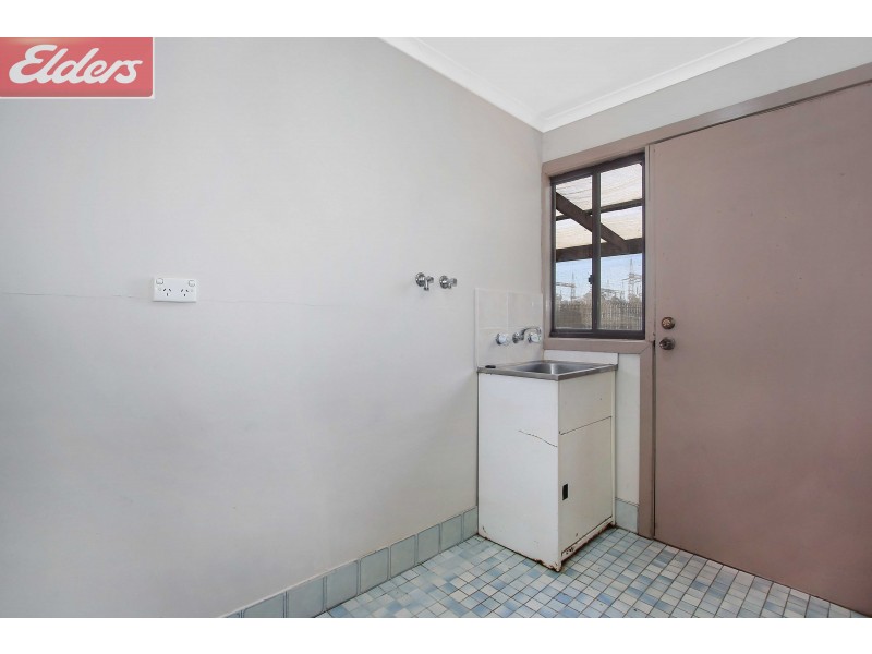 285 Clarence Street, Lavington NSW 2641
