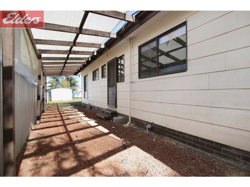 285 Clarence Street, Lavington NSW 2641