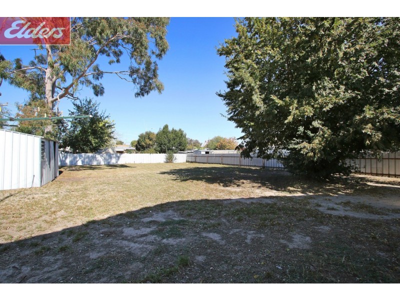 285 Clarence Street, Lavington NSW 2641