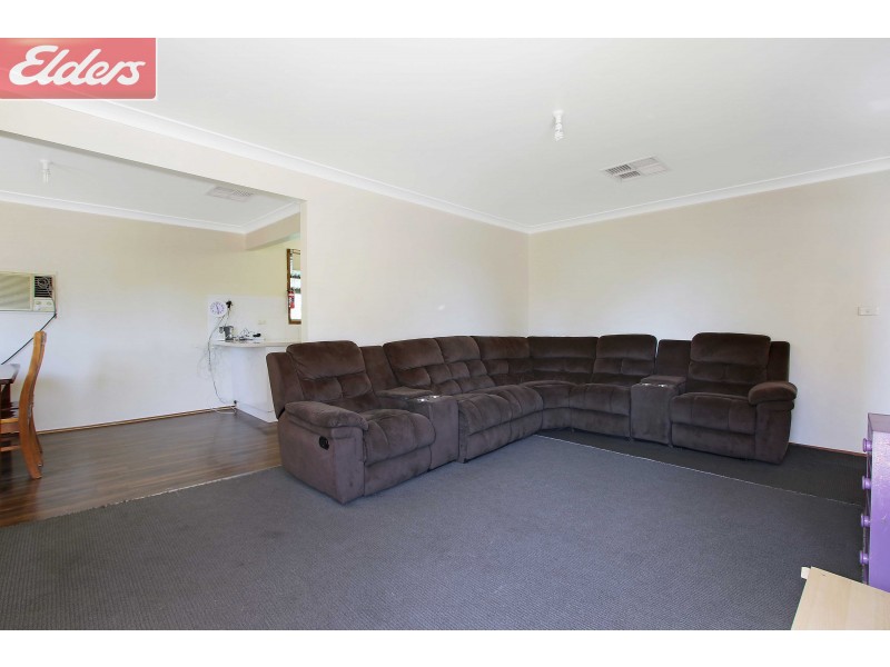 354 Sutherland Street, Lavington NSW 2641