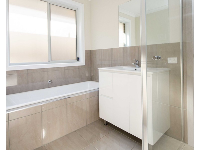 1/10 Wattlebird Drive, Bandiana VIC 3694