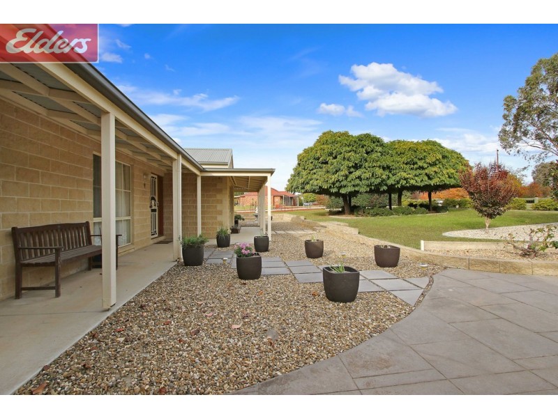 15 Kimball Court, Thurgoona NSW 2640