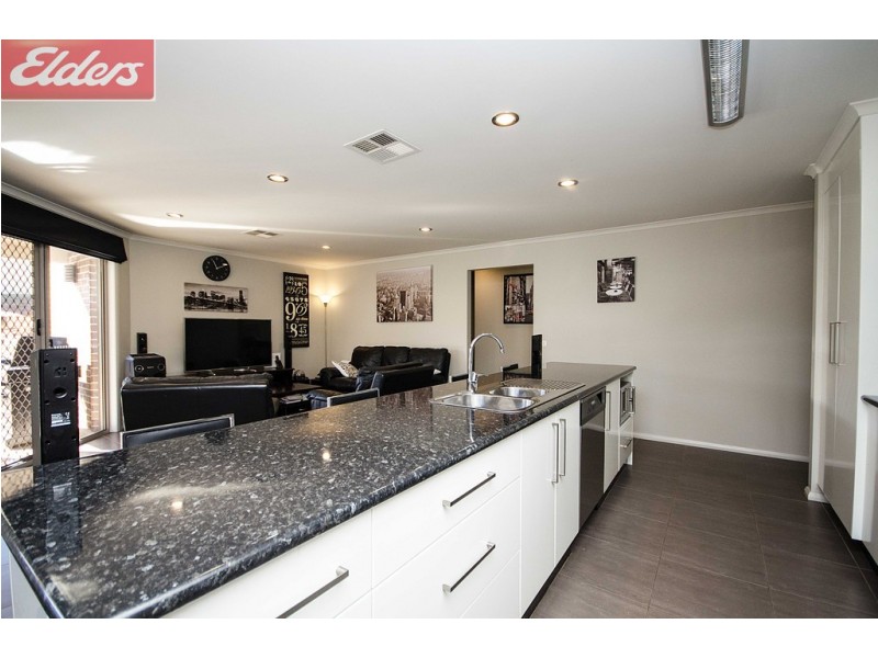 11 Mortimer Terrace, Wodonga VIC 3690