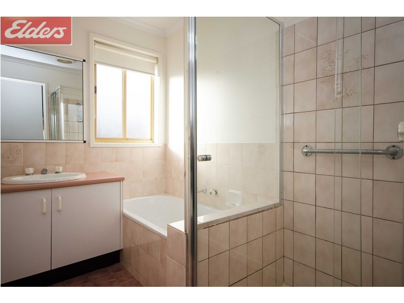 2/6 Beresford Court, Wodonga VIC 3690