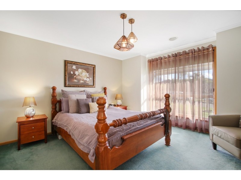 15 Mackenzie Crescent, Wodonga VIC 3690