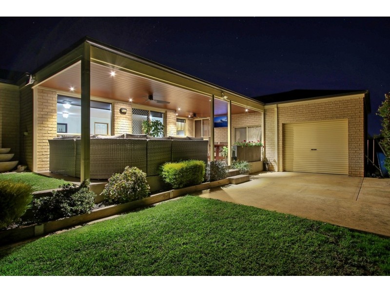 15 Mackenzie Crescent, Wodonga VIC 3690