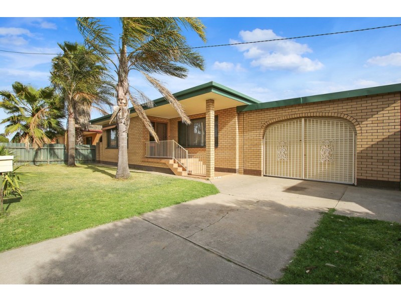 521 Kaitlers Road, Lavington NSW 2641