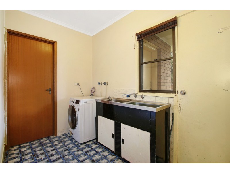 521 Kaitlers Road, Lavington NSW 2641