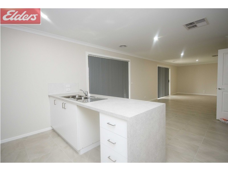 15 Lowerson Way, Wodonga VIC 3690