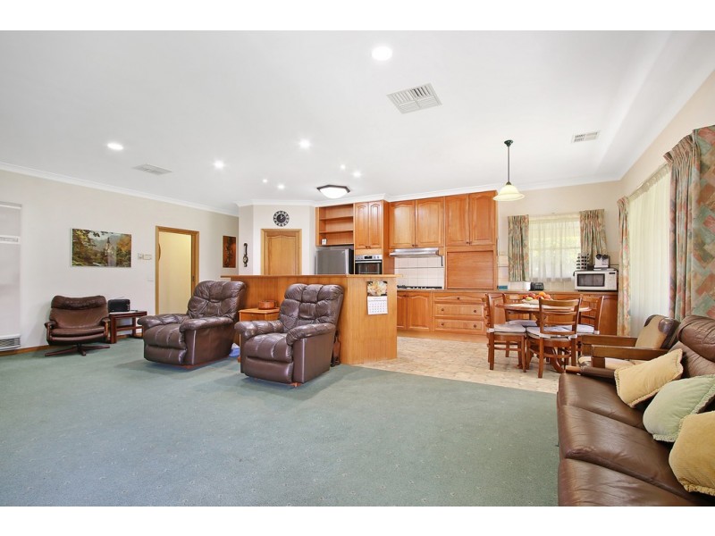 69 Huon Creek Road, Wodonga VIC 3690