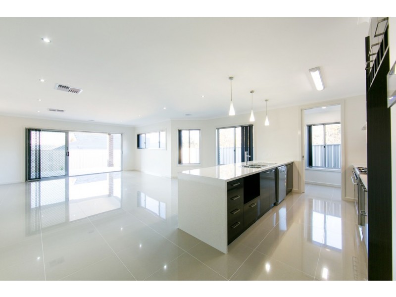 26 Maygar Avenue, Wodonga VIC 3690