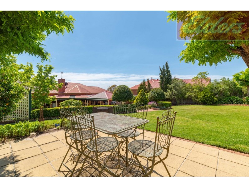 4 Francis Court, Wodonga VIC 3690